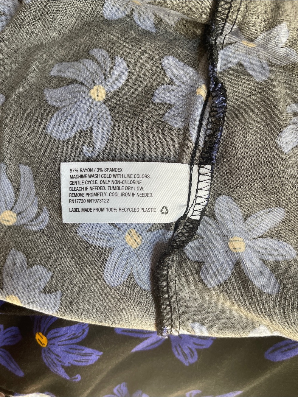 Ava & Viv Black & Blue Floral Button-Front Midi Dress - Picture 8 of 8